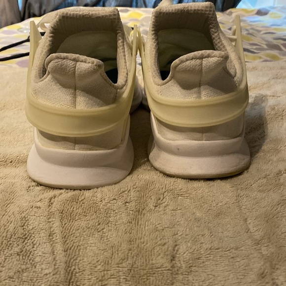 Adidas EQT Men’s 10.5 - Picture 3 of 5